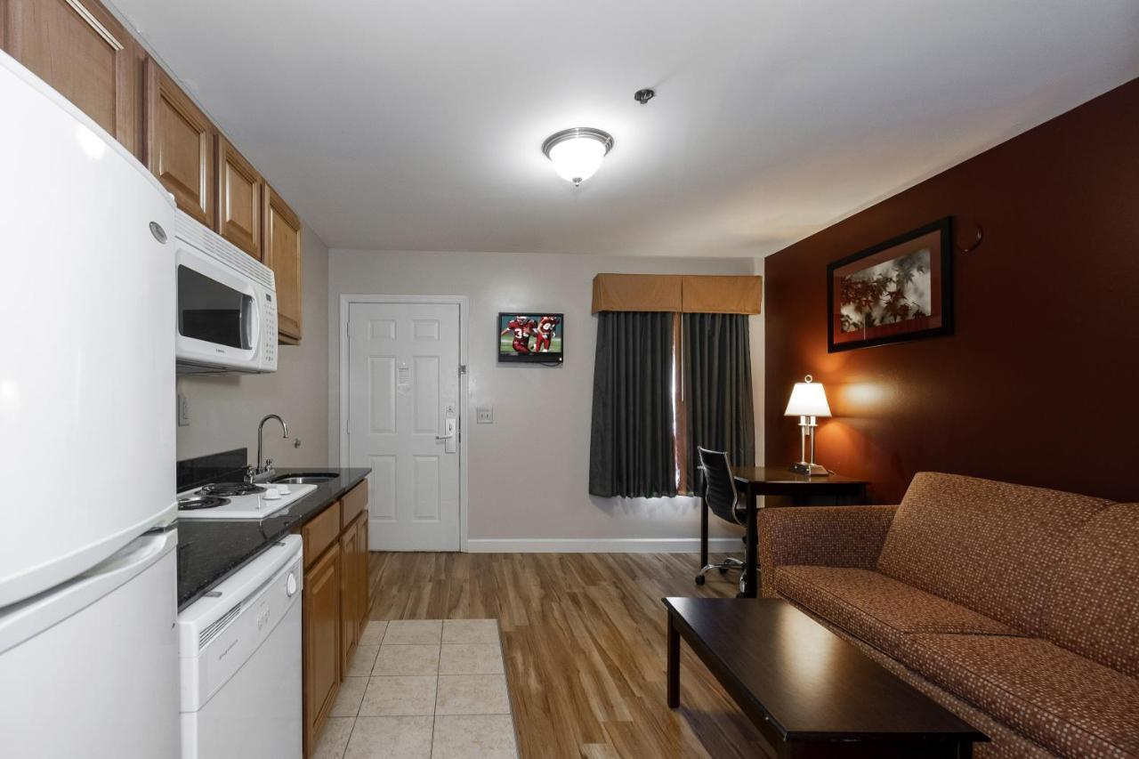 Red Roof Inn & Suites Wilson Kültér fotó