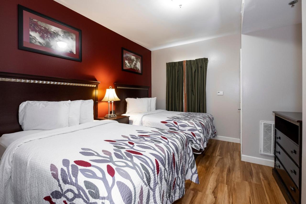 Red Roof Inn & Suites Wilson Kültér fotó