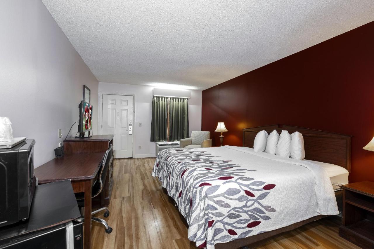 Red Roof Inn & Suites Wilson Kültér fotó
