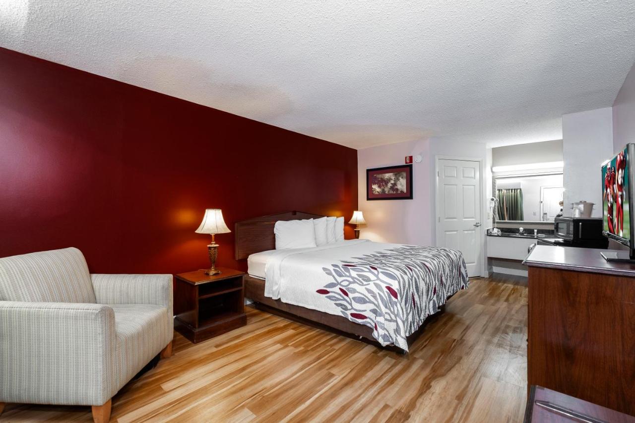 Red Roof Inn & Suites Wilson Kültér fotó
